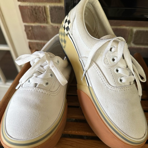 COPY - Vans ERA stacker/ checkerboard sneaker - Picture 4 of 11